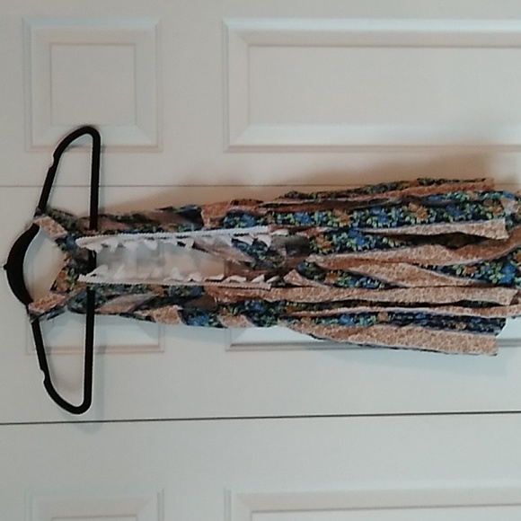 Romper - Picture 2 of 3